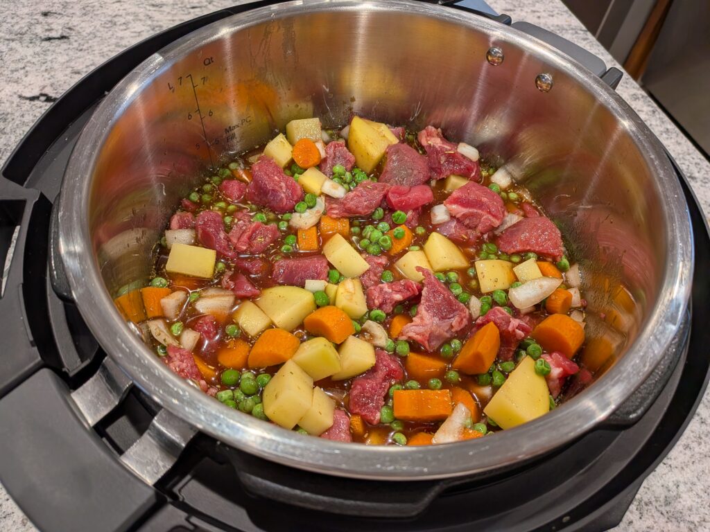 Add Meat To Pot 1024x768