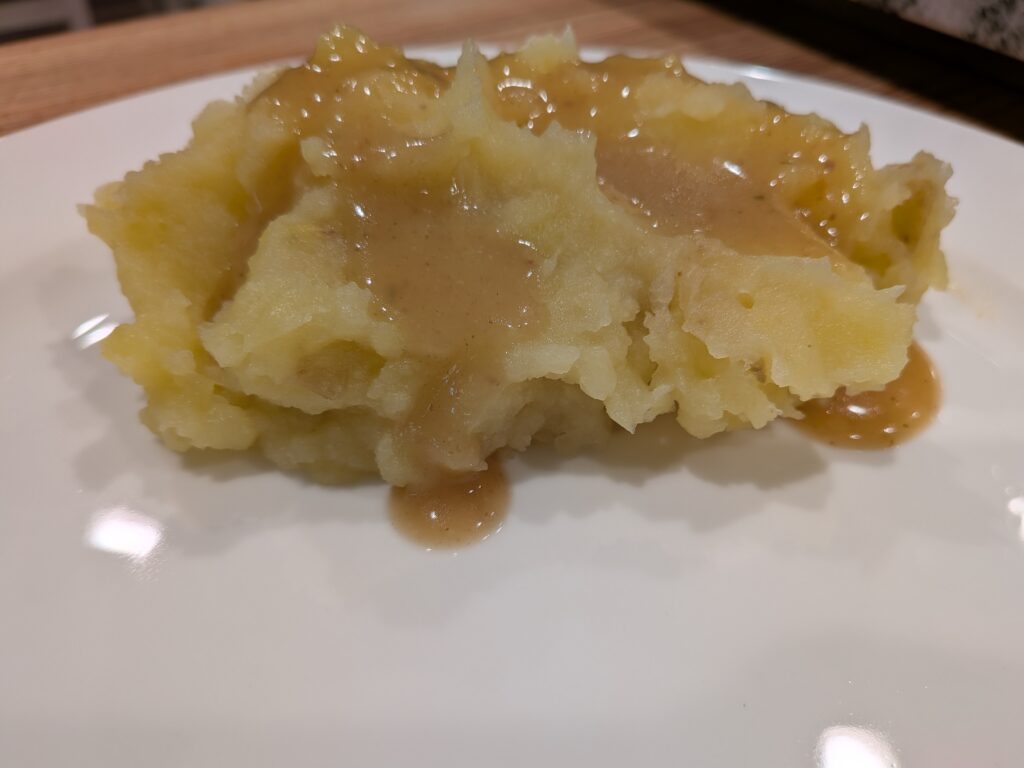 buttery mashed potatoes cooked in an instant pot
