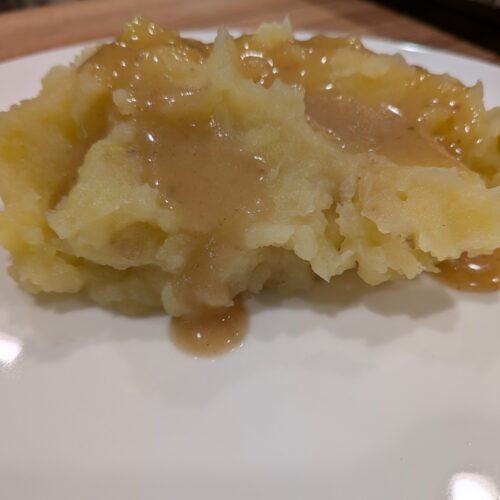buttery mashed potatoes cooked in an instant pot